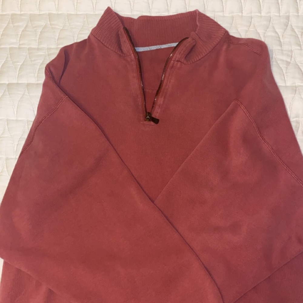 Tommy Bahama sleeve